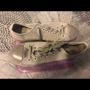 Gray suede Converse size 8